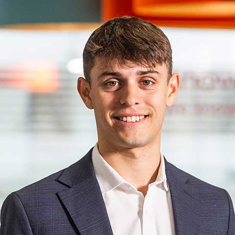 Harry Lynch: Junior Investment Analyst