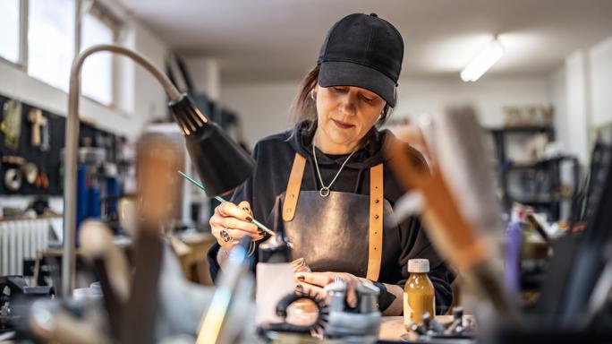 artisan crafting items