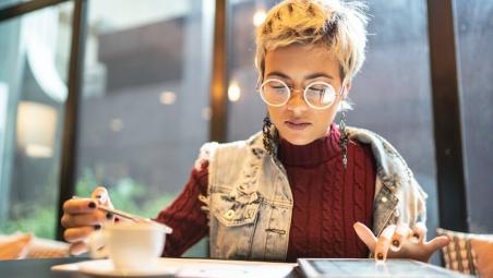 Five-tips-younger-investors-article-v2.jpg