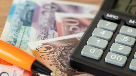 Calculator with money