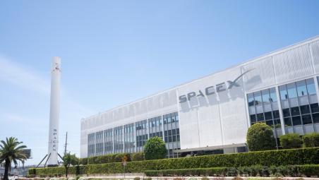 Exterior view of SpaceX headquarters