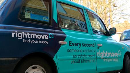 taxi with rightmove ads