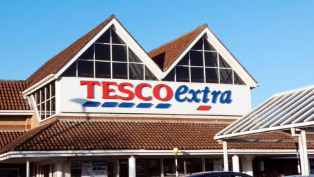 tesco extra storefront